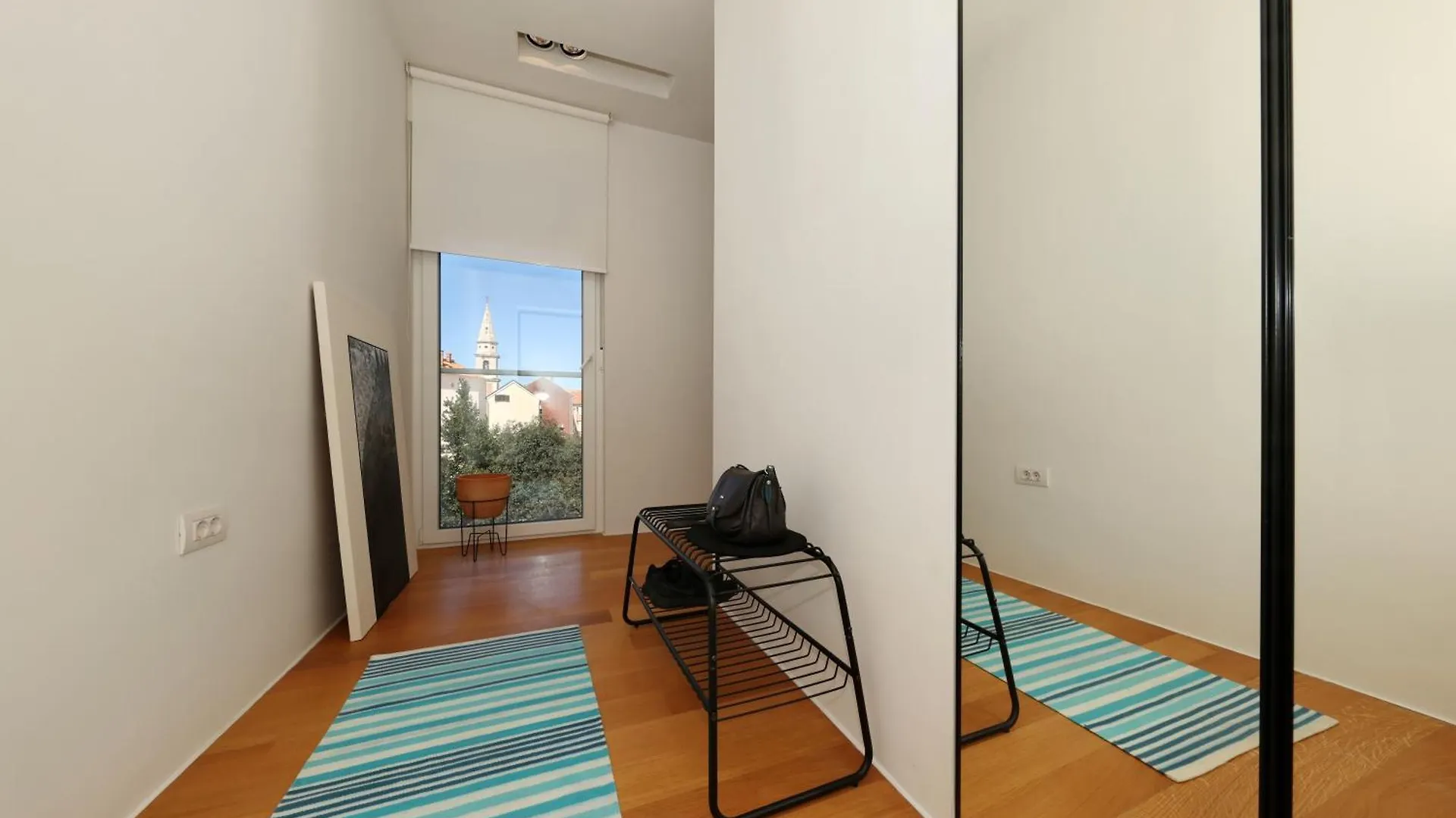 Apartment 4B  ザダル
