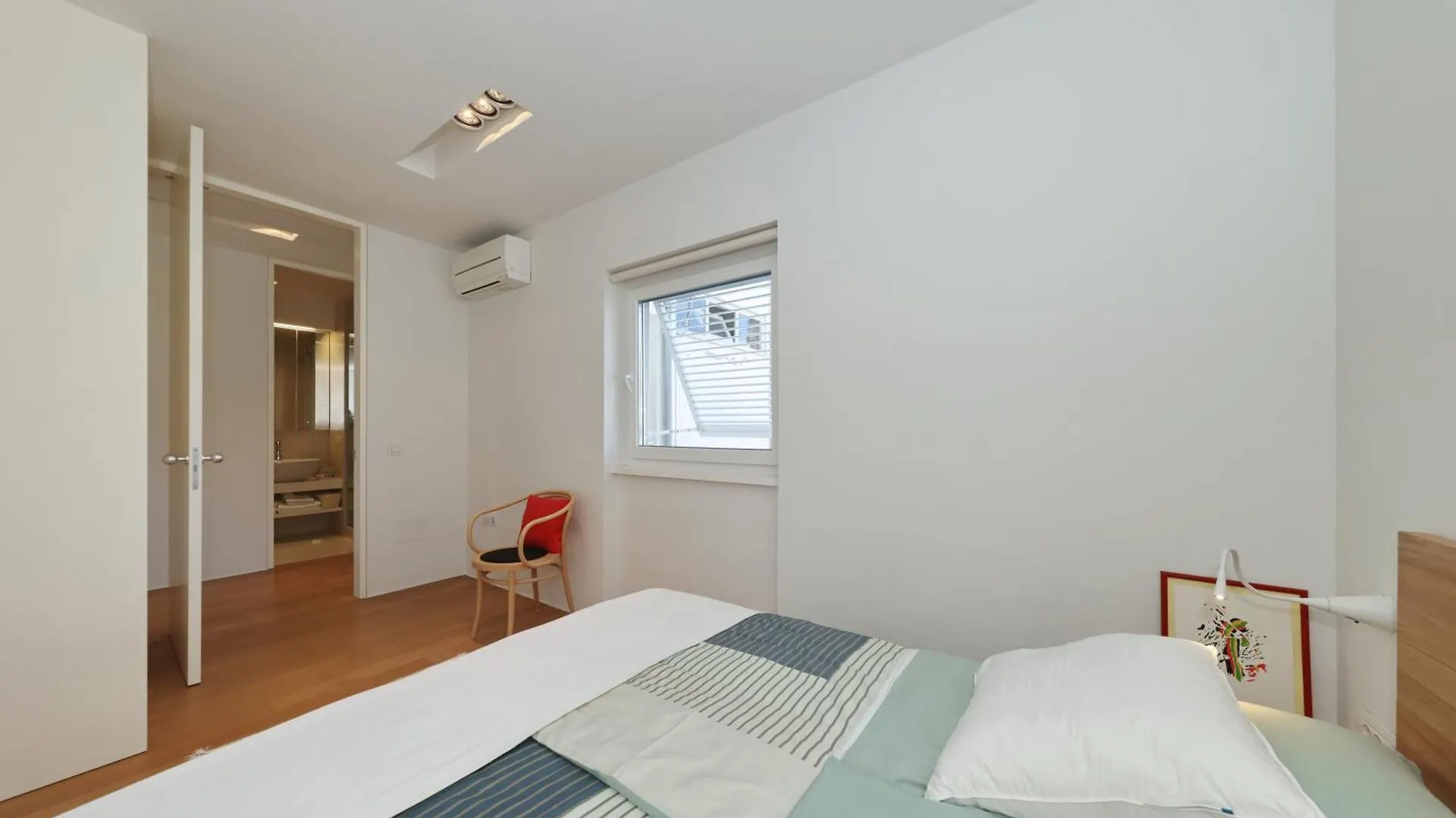 Apartment 4B