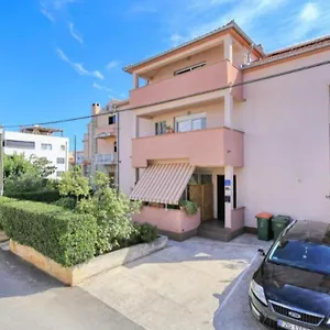 Natali Apartman